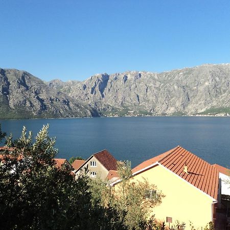 Guest House Pajovic Kotor Exterior foto